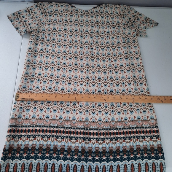 Lulu's Cream and Blue Folk Art Print Mini Shift Dress size Medium - Picture 9 of 10